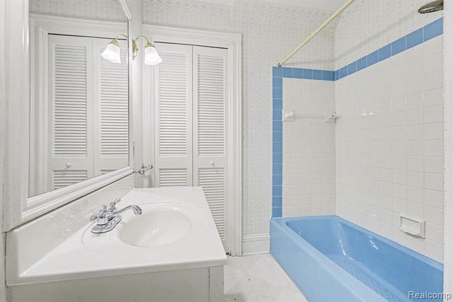 7861 Gregory Road, Dexter, MI 48130