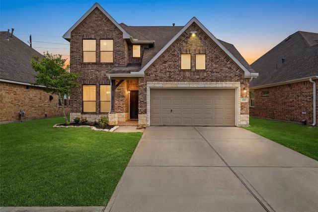 4743 Bay Vista Drive, Baytown, TX 77523