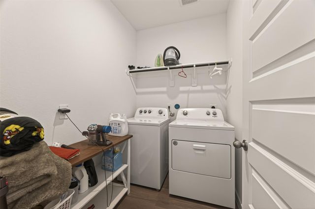 3132 Wickfield Pass Lane, League City, TX 77573