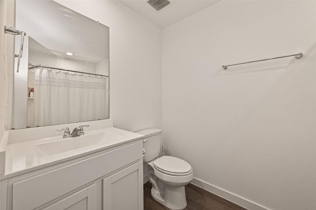 3132 Wickfield Pass Lane, League City, TX 77573
