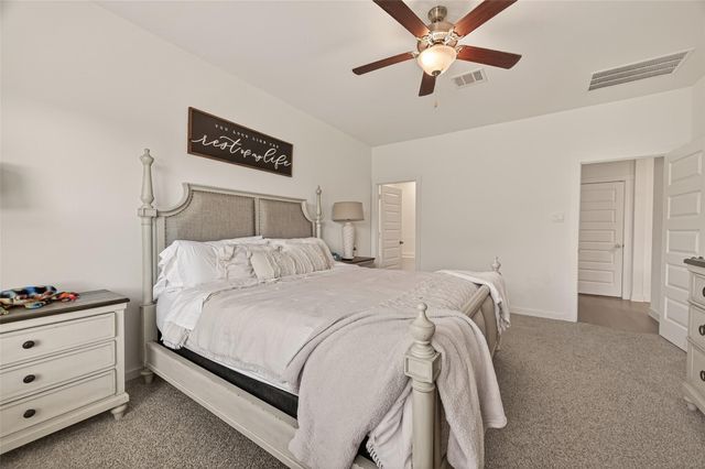 3132 Wickfield Pass Lane, League City, TX 77573