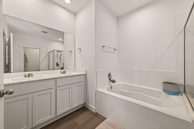 3132 Wickfield Pass Lane, League City, TX 77573