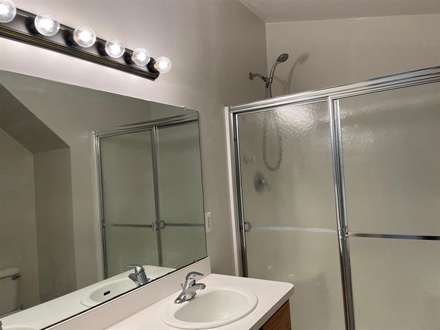 1346 N Bay Drive, Ann Arbor, MI 48103