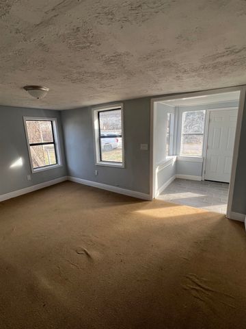 1032 Van Buren Ave, Huntington, WV 25704