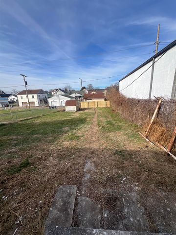 1032 Van Buren Ave, Huntington, WV 25704