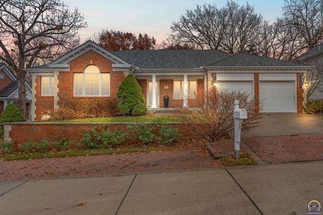 3600 SW Randolph Sq Unit 40, Topeka, KS 66611