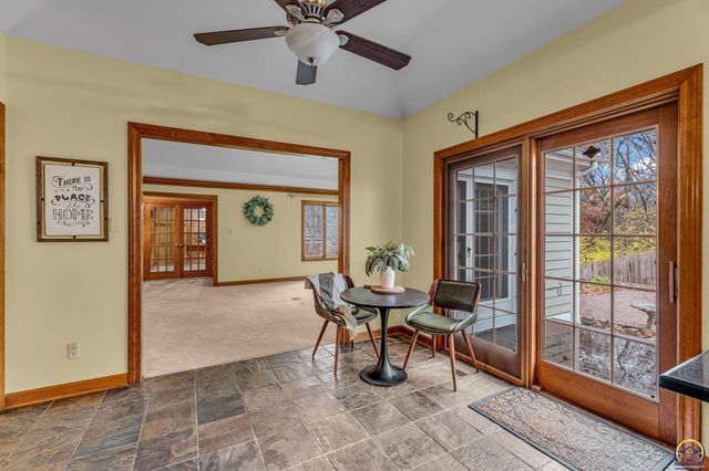 3600 SW Randolph Sq Unit 40, Topeka, KS 66611