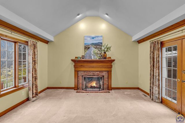 3600 SW Randolph Sq Unit 40, Topeka, KS 66611