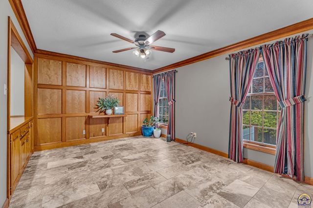 3600 SW Randolph Sq Unit 40, Topeka, KS 66611