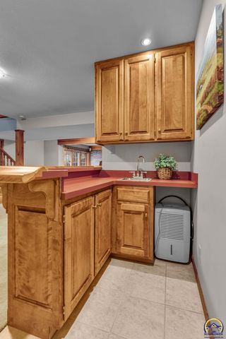 3600 SW Randolph Sq Unit 40, Topeka, KS 66611