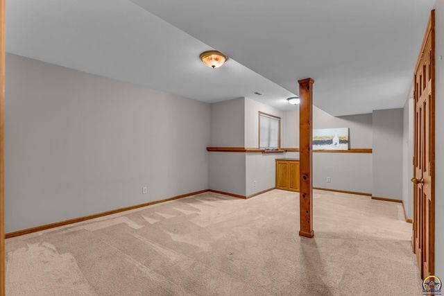 3600 SW Randolph Sq Unit 40, Topeka, KS 66611