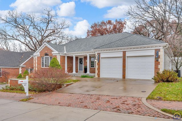 3600 SW Randolph Sq Unit 40, Topeka, KS 66611