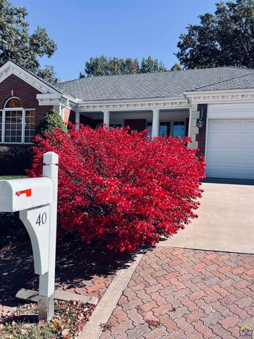 3600 SW Randolph Sq Unit 40, Topeka, KS 66611