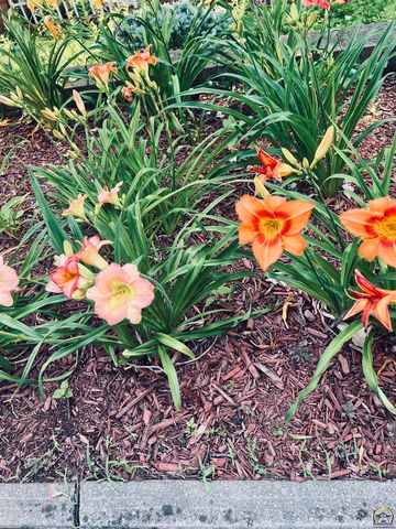 3600 SW Randolph Sq Unit 40, Topeka, KS 66611