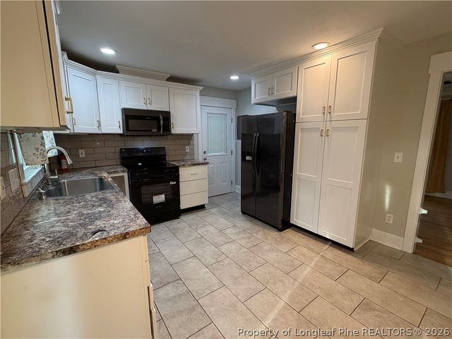 1112 Riverside Circle, Spring Lake, NC 28390