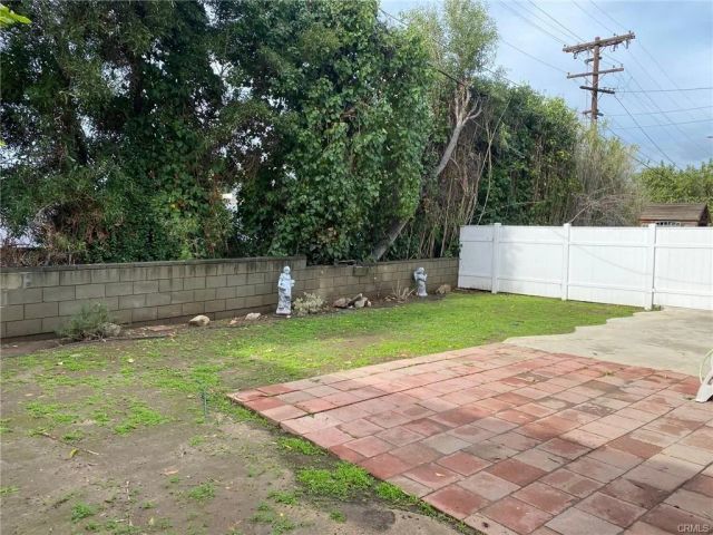 1265 Oakridge Drive A, Glendale, CA 91205