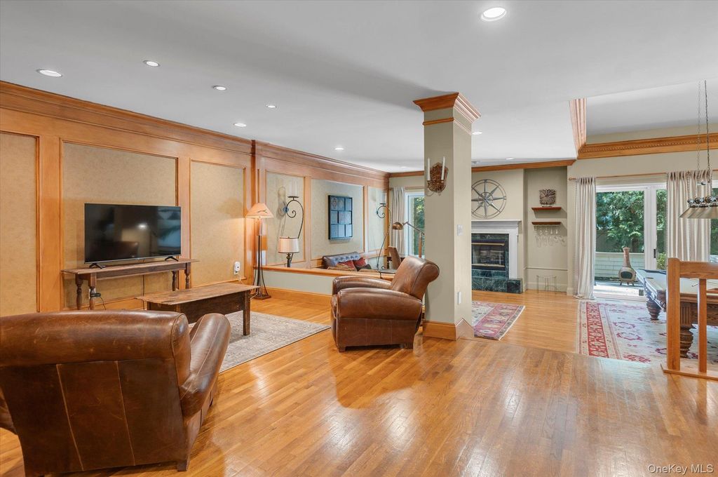 14 Insbrook Court, Huntington, NY 11743 — photo 5