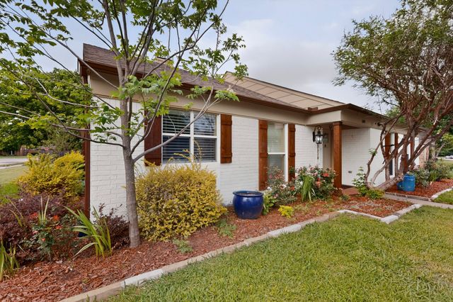 609 Melissa Lane, Garland, TX 75040