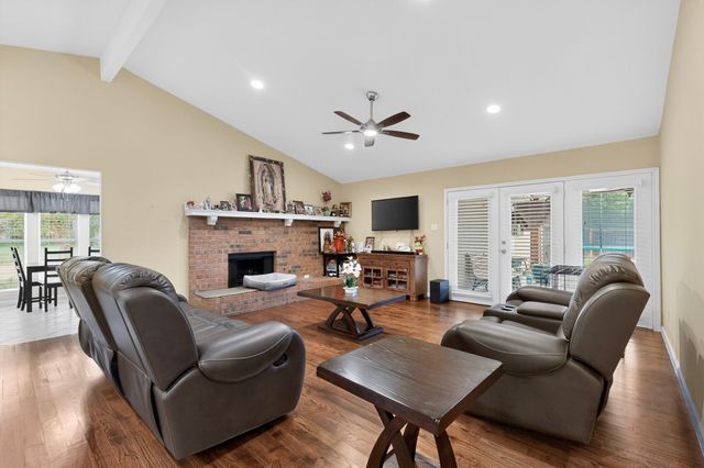 609 Melissa Lane, Garland, TX 75040