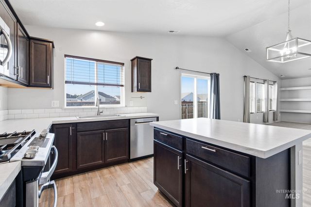 19569 Stowe Way, Caldwell, ID 83605