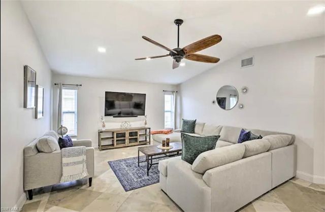 2806 SW 38th TER, Cape Coral, FL 33914