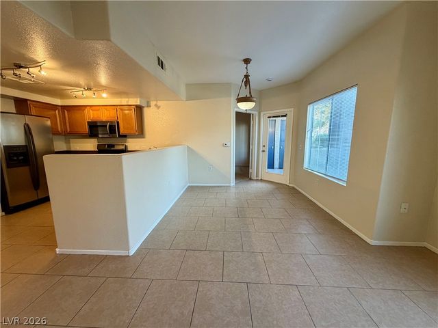 10245 South MARYLAND PW Parkway 136, Las Vegas, NV 89123