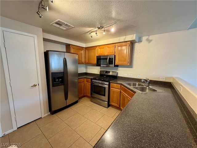 10245 South MARYLAND PW Parkway 136, Las Vegas, NV 89123