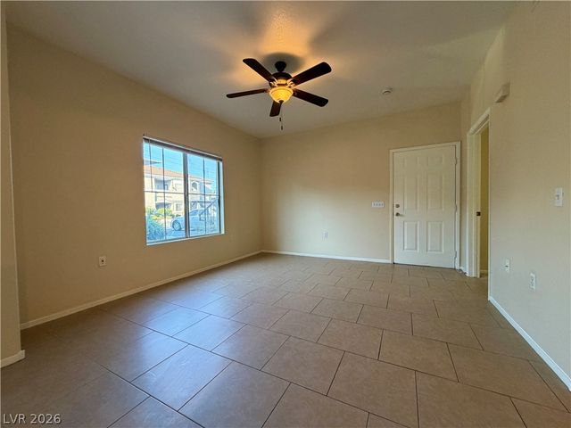 10245 South MARYLAND PW Parkway 136, Las Vegas, NV 89123