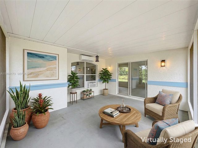 701 SW Amber Ter, Port St. Lucie, FL 34953