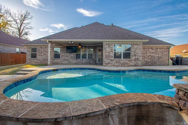 3018 DAPPLE GRAY, Benton, AR 72015