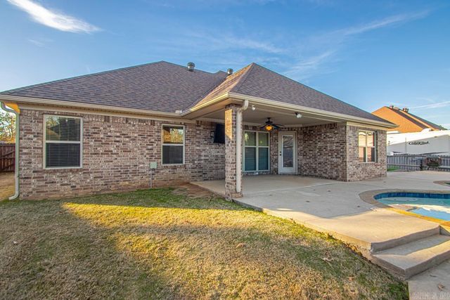 3018 DAPPLE GRAY, Benton, AR 72015
