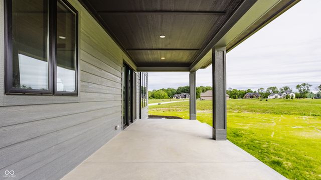 3925 Besbie Way, Bargersville, IN 46106