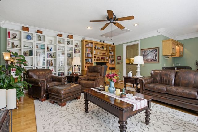 750 Mountain View Dr, Pulaski, TN 38478