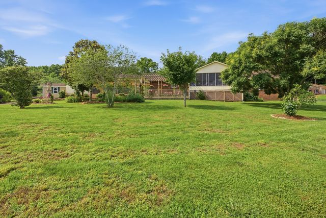 750 Mountain View Dr, Pulaski, TN 38478