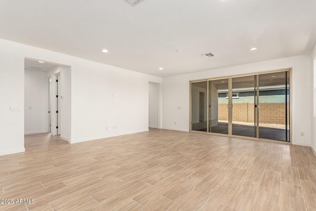 40258 W MICHAELS Drive, Maricopa, AZ 85138