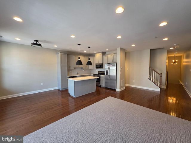 32 N CANNON AVE, Lansdale, PA 19446