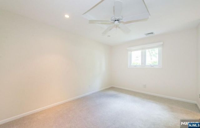 9 Forest Terrace, Wayne, NJ 07470