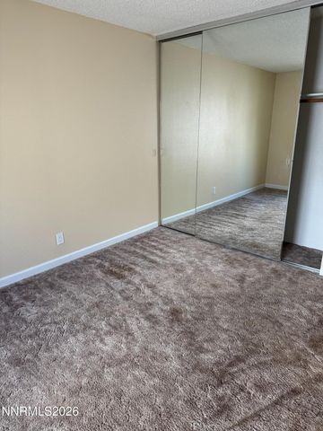 400 S Saliman Road APT 14, Carson City, NV 89701