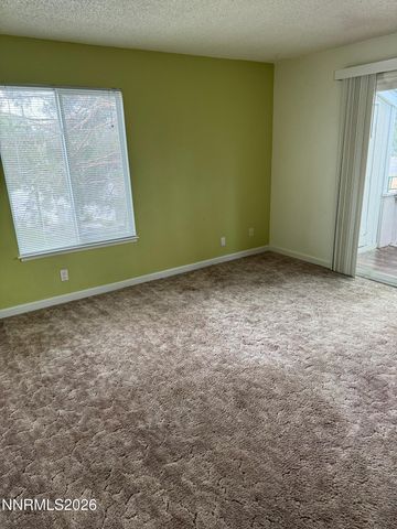 400 S Saliman Road APT 14, Carson City, NV 89701