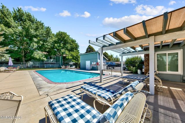 400 S Saliman Road APT 14, Carson City, NV 89701