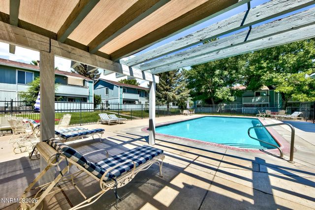 400 S Saliman Road APT 14, Carson City, NV 89701