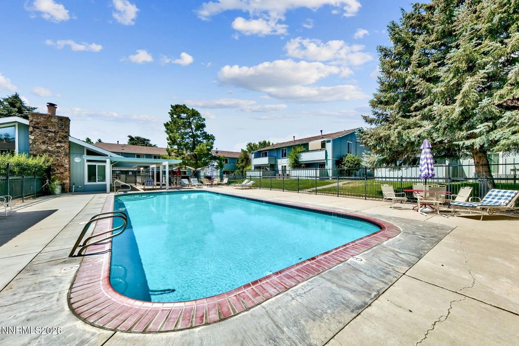 400 S Saliman Road APT 14, Carson City, NV 89701