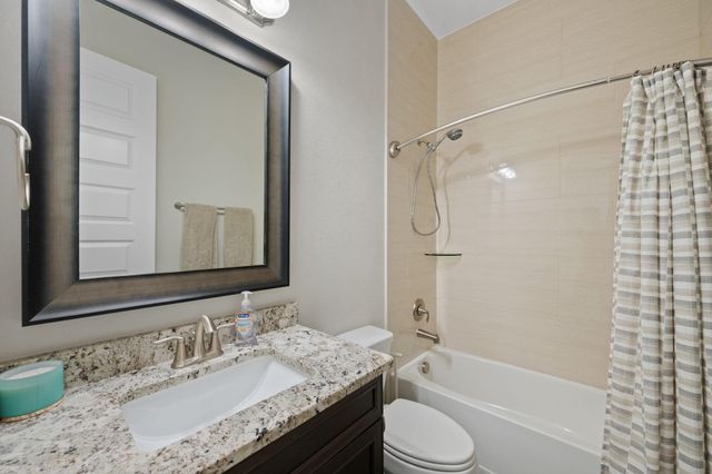 6018 Fairway Shores Lane, Porter, TX 77365