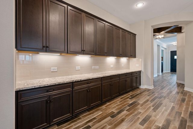 6018 Fairway Shores Lane, Porter, TX 77365