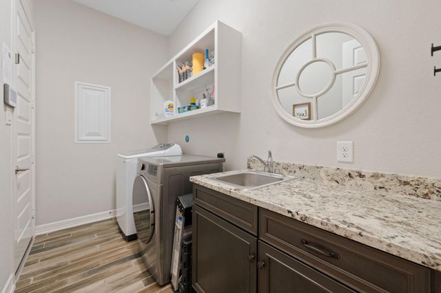 6018 Fairway Shores Lane, Porter, TX 77365