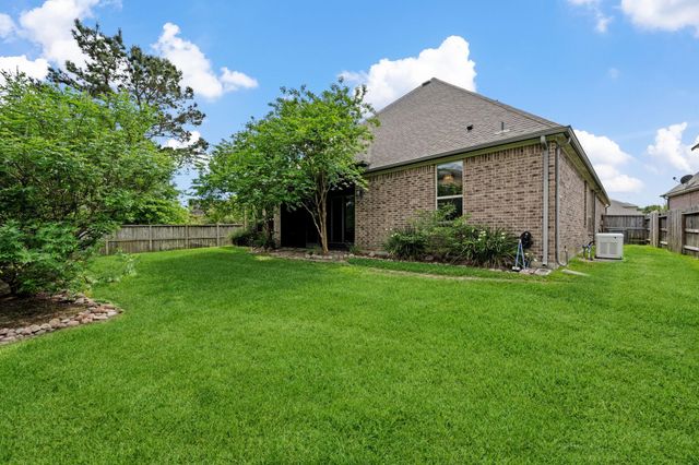 6018 Fairway Shores Lane, Porter, TX 77365