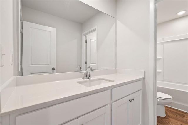 300 Earnshaw Avenue, Mcdonough, GA 30253