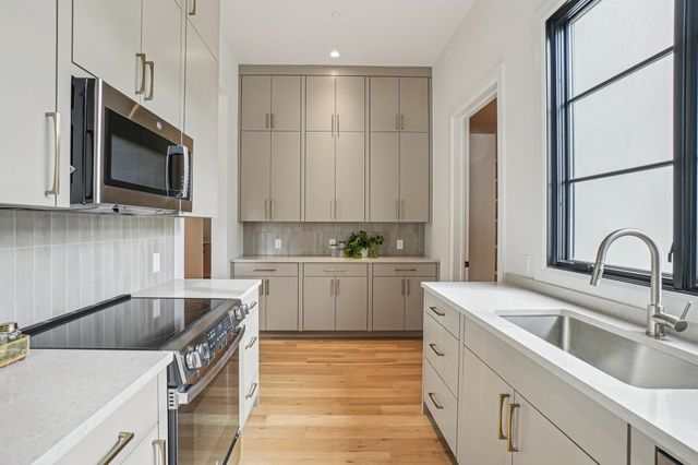 310 Shady Oaks Drive, Southlake, TX 76092