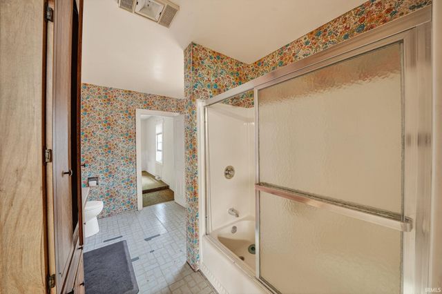 717 E 7th Street, Mishawaka, IN 46544