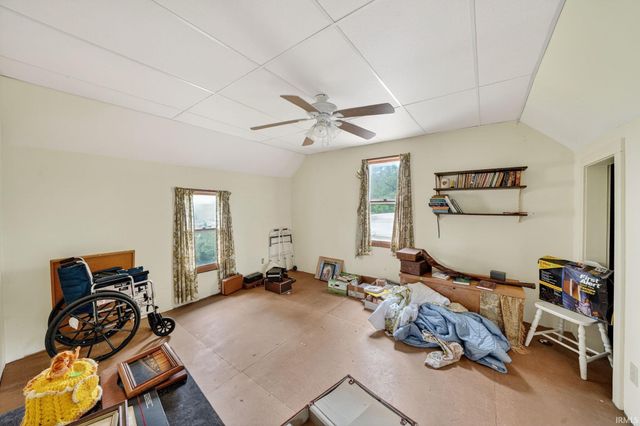 717 E 7th Street, Mishawaka, IN 46544